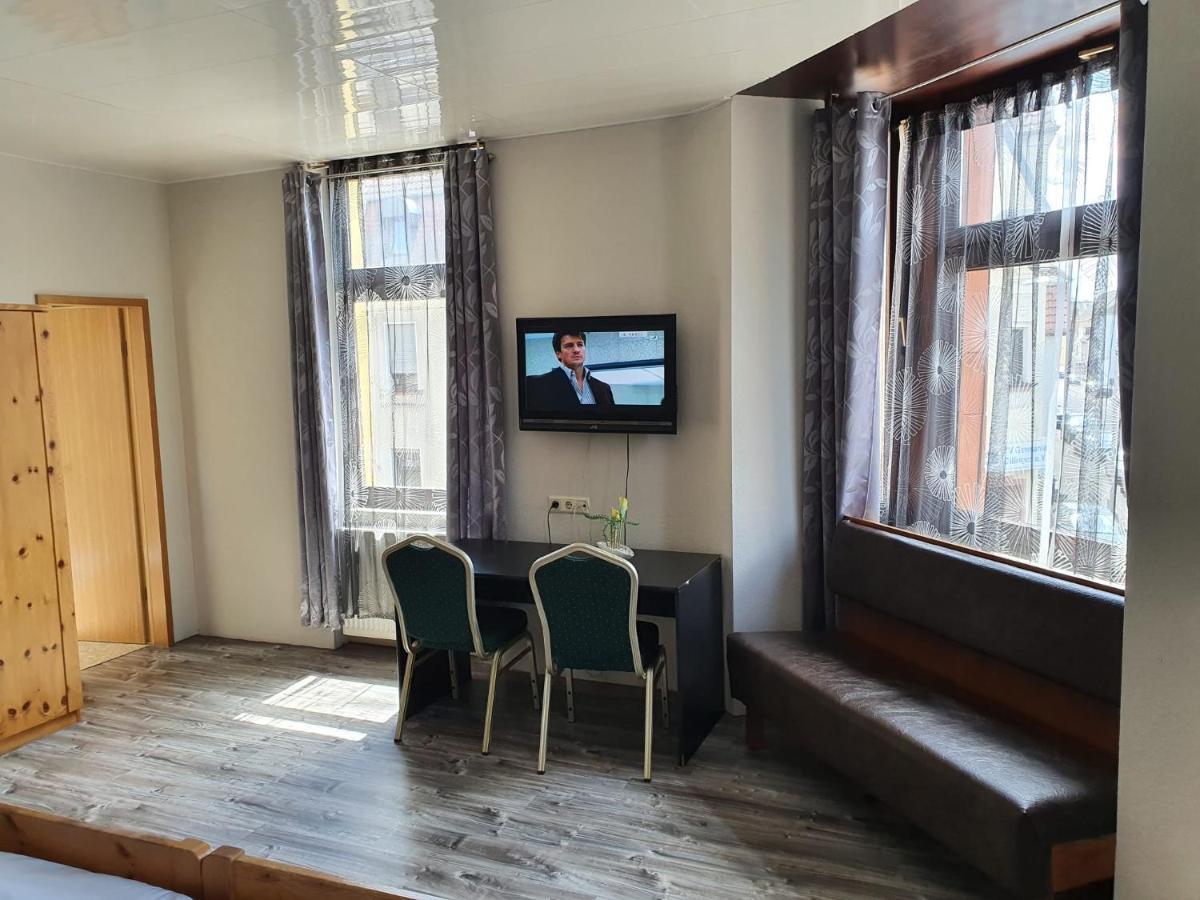 Stay2Night Hotel Dillingen an der Saar Ngoại thất bức ảnh